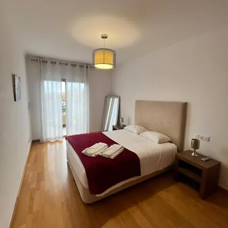 Buganvilias House Albufeira